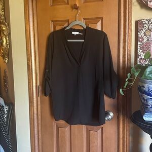 Women’s Calvin Klein Black V-neck Blouse, size Large